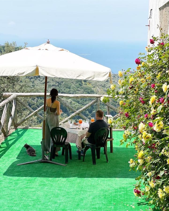 Agriturismo Le Grottelle SantʼAgata sui Due Golfi Exterior foto
