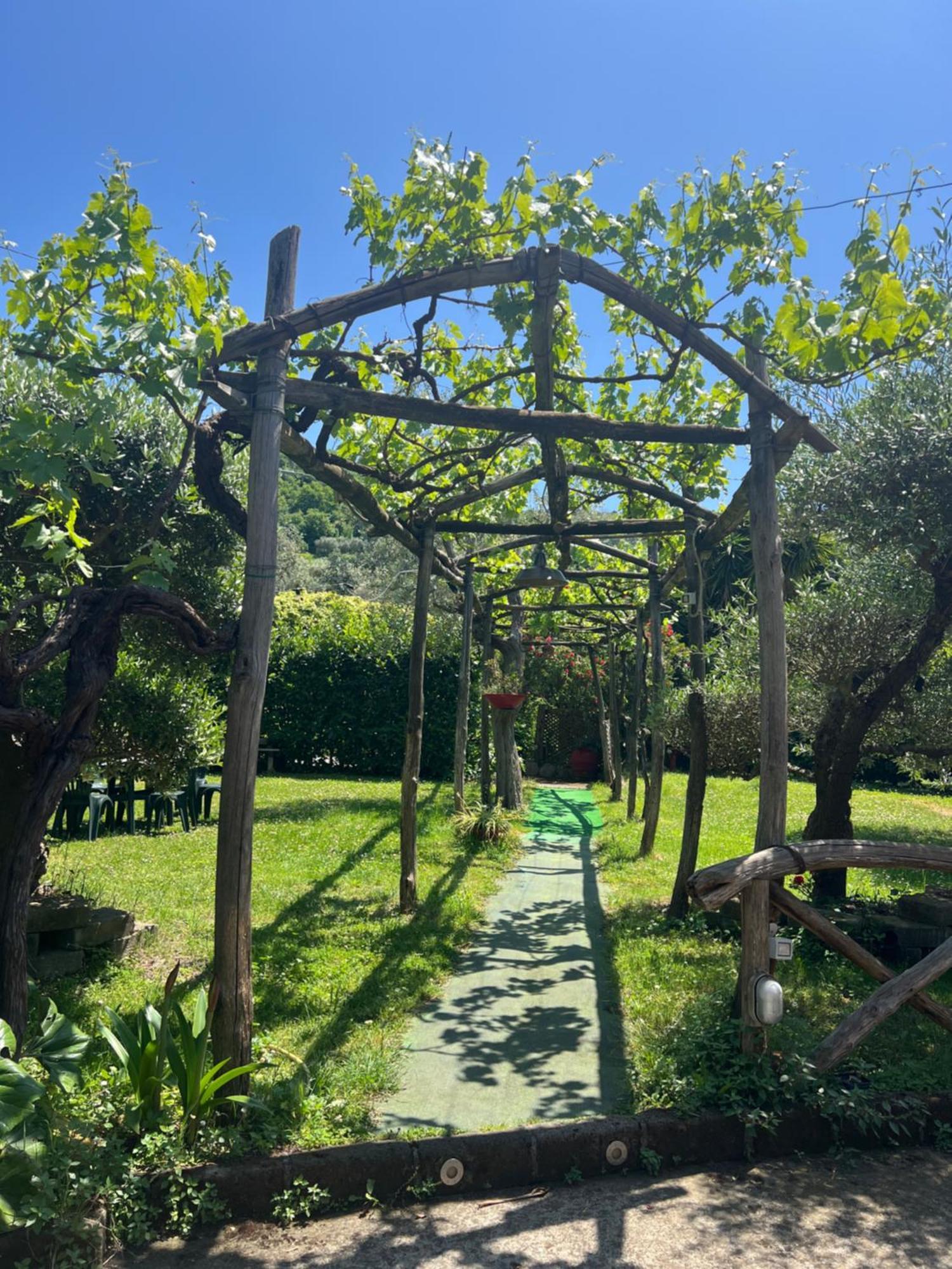 Agriturismo Le Grottelle SantʼAgata sui Due Golfi Exterior foto